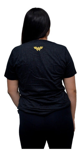 Camiseta Mulher Maravilha Wonder Woman Liga Da Justiça Zona Criativa - Megalonania